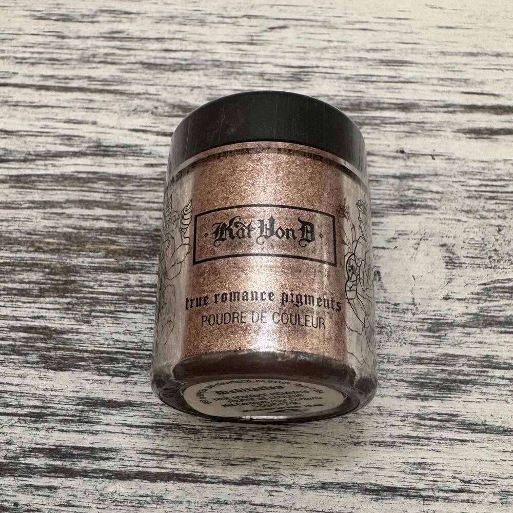 Kat Von D True Romance Pigment - MEDITATION - RARE - 5g/.17oz - SEALED - Picture 2 of 6